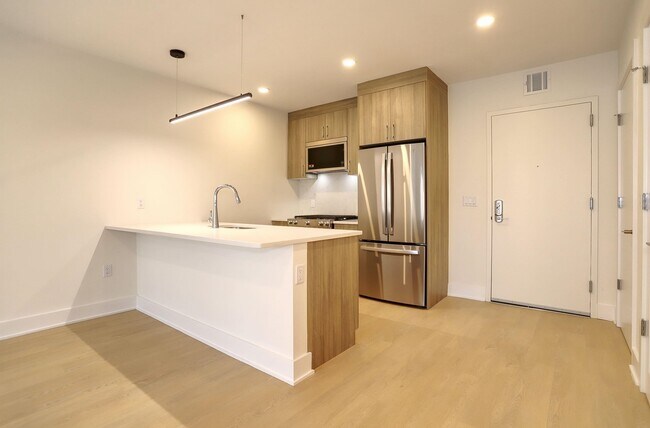 Foto del edificio - 303 Madison St