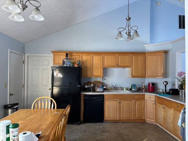 Foto del edificio - 3B/2B duplex located near Purdue campus
