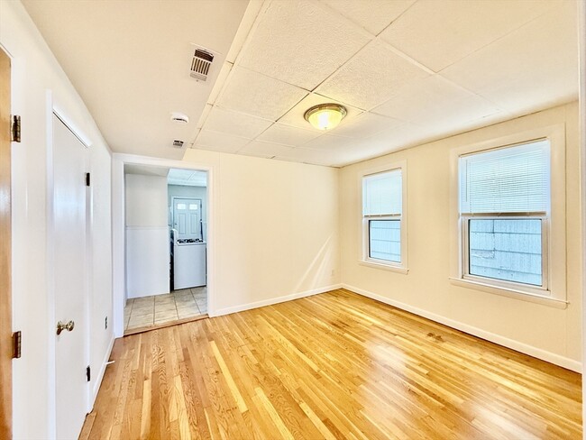 Foto del edificio - 724 Cambridge St