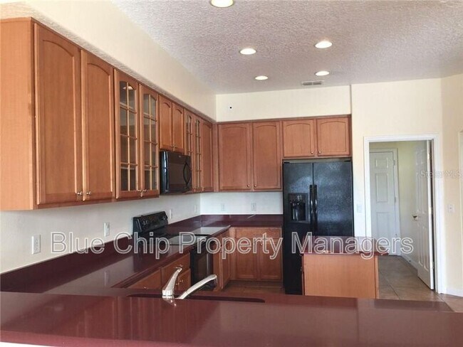 Building Photo - 4886 Fells Cove Ave