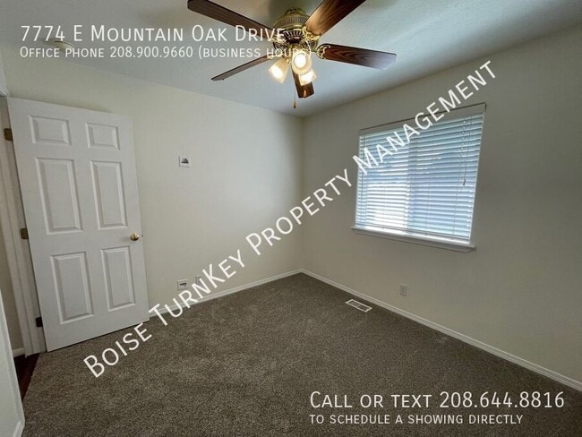 Building Photo - 7774 E Mountain Oak Dr
