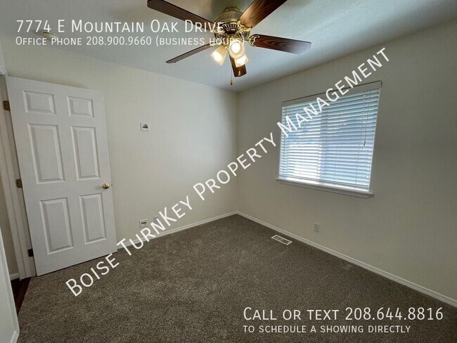 Foto del edificio - 7774 E Mountain Oak Dr