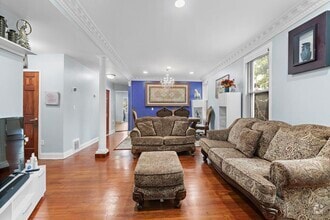 Building Photo - 217 Highwood Ave
