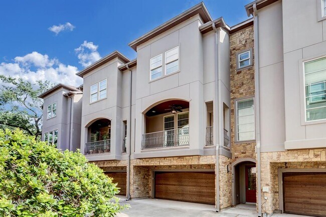 Foto del edificio - 4106 Roseland St