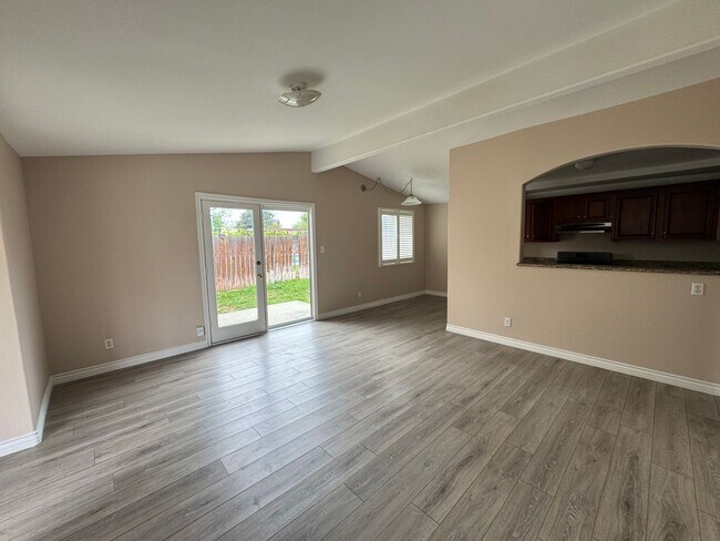Foto del edificio - Home for Rent