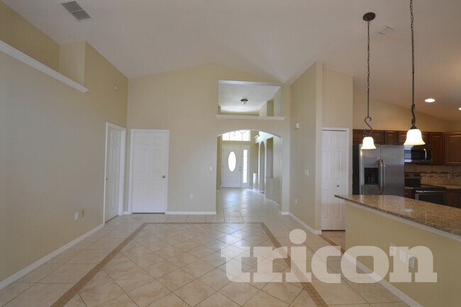 Building Photo - 2517 Clareside Dr