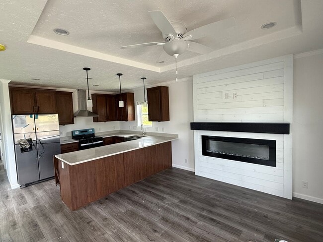 Interior Photo - Candlelight Estates