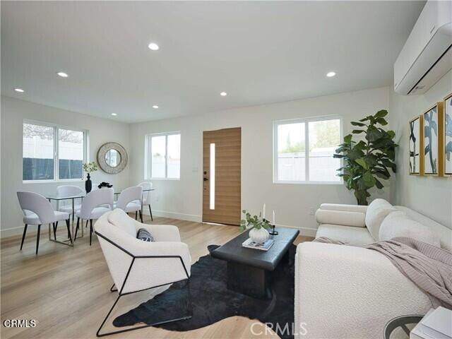 Building Photo - 7219 Fallbrook Ave