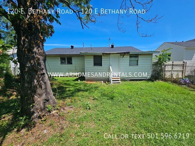 Foto del edificio - 120 E Bethany Rd