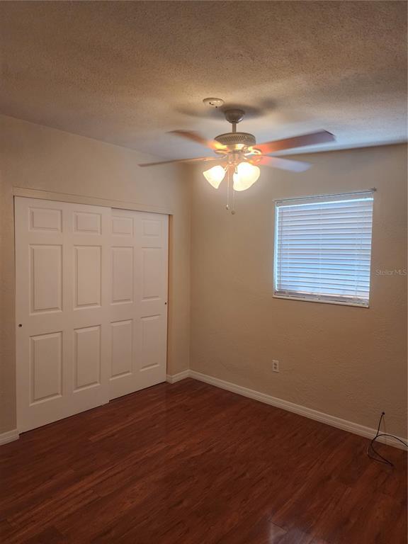 Foto del edificio - 9632 Groveland St