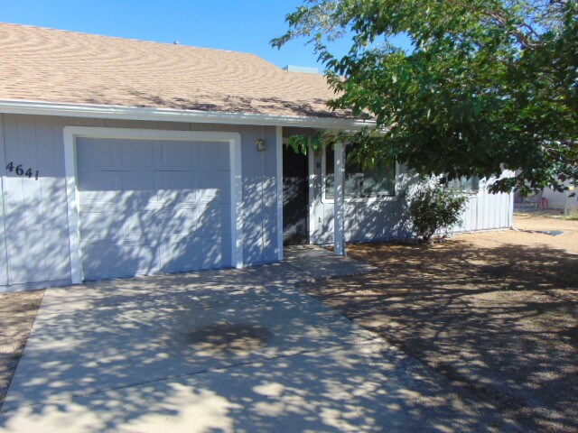 Primary Photo - 3700 N Windsong Dr