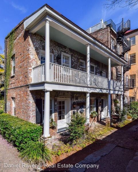 Primary Photo - 87 E Bay St
