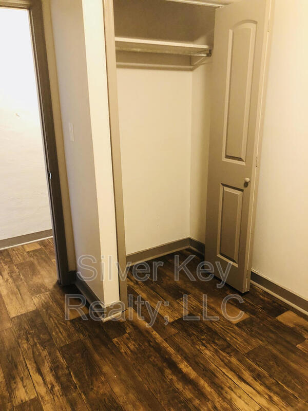 Foto del edificio - 1432 Niles Ferry Rd