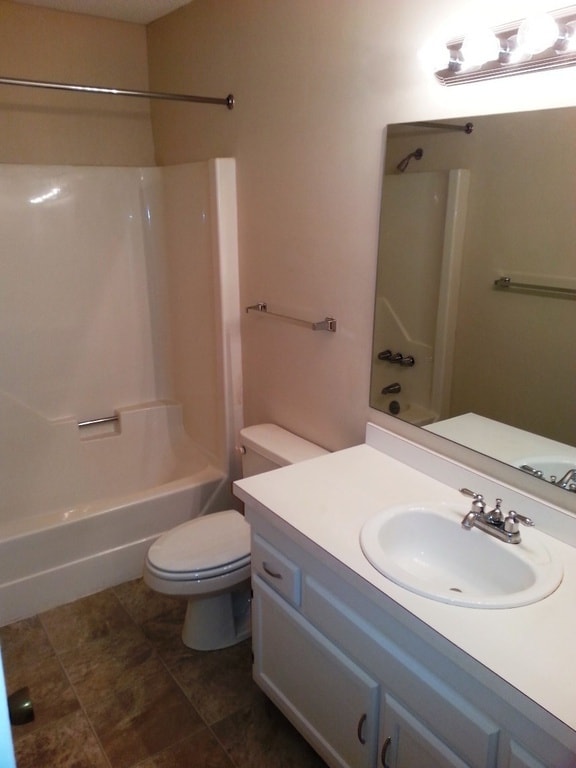 Master bath - 910 Dolphin Ct