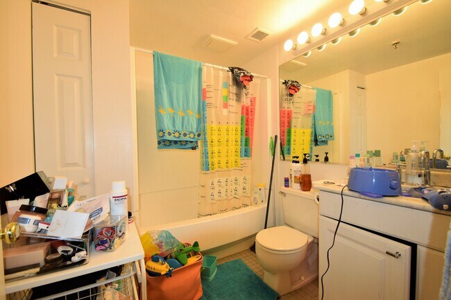 Foto del edificio - 15 N Beacon St