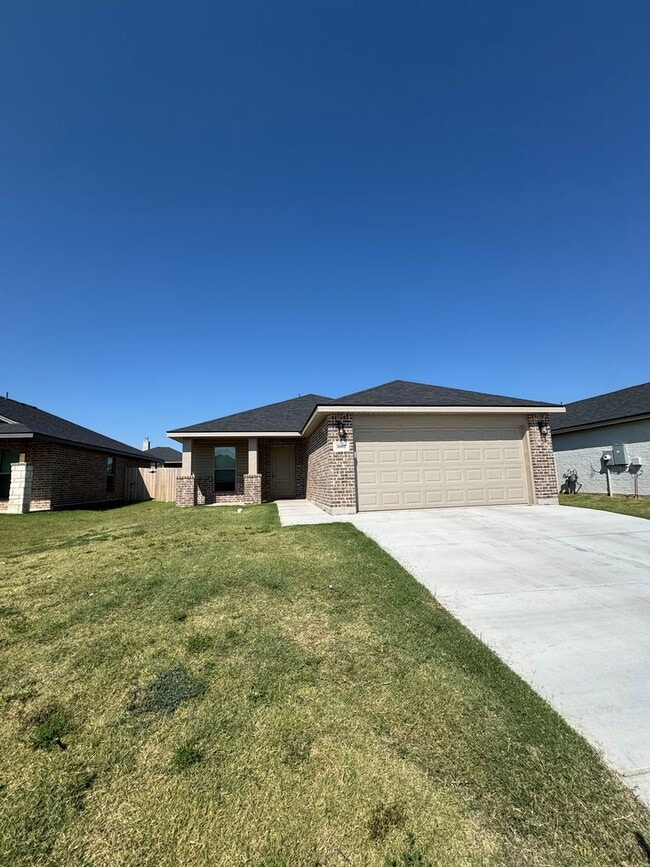Building Photo - 3002 Buckthorn Dr