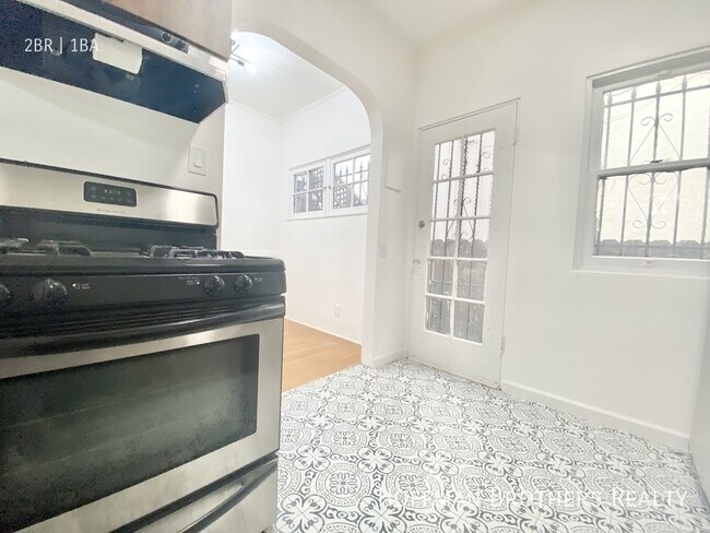 Foto del edificio - 641 N Spaulding Ave