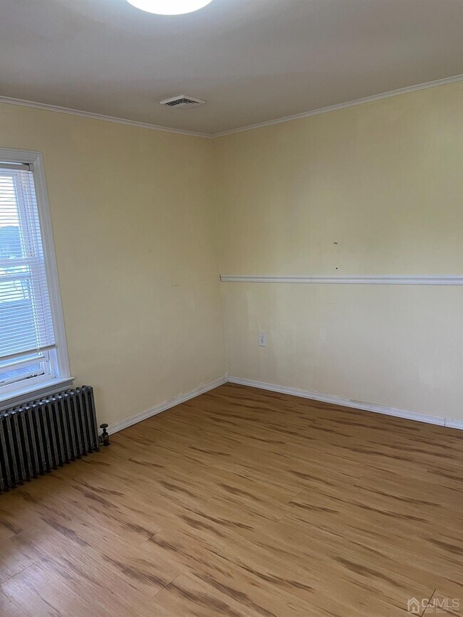 417 John St, South Amboy, NJ 08879 Room for Rent in South Amboy, NJ