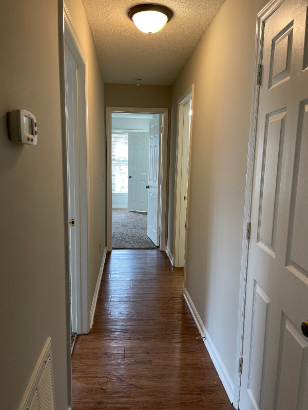 Building Photo - 6205 Rosecroft Dr