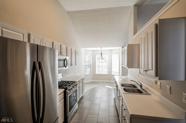 Building Photo - 2469 Heatherton Ct