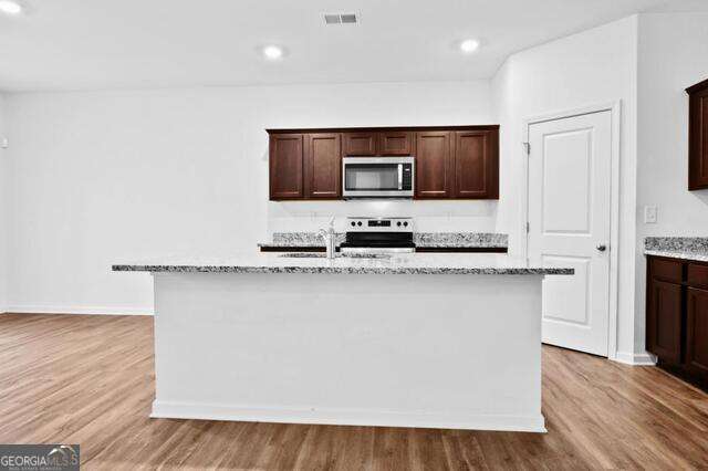 Building Photo - 354 Shepard Dr