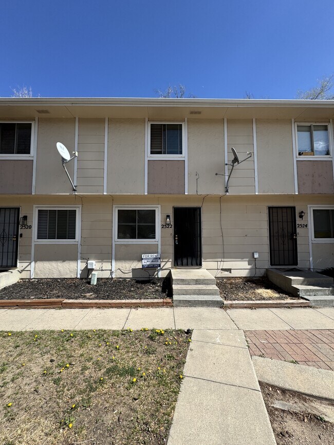 Photo - 2522 Knob Hill Ct Townhome