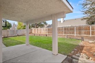 Building Photo - 5382 W Browning Ave
