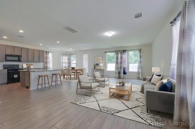 Building Photo - 2547 White Bluff Ln