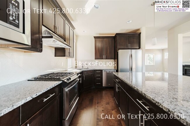 Building Photo - 10626 Eastridge Dr NE