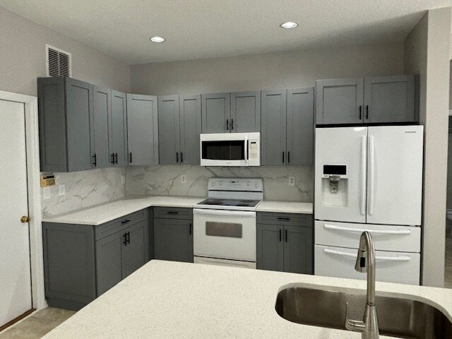 Foto del edificio - 12869 Winthrop Cove Dr