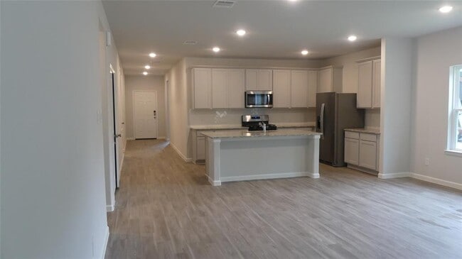 Building Photo - 9547 Caney Trails Rd