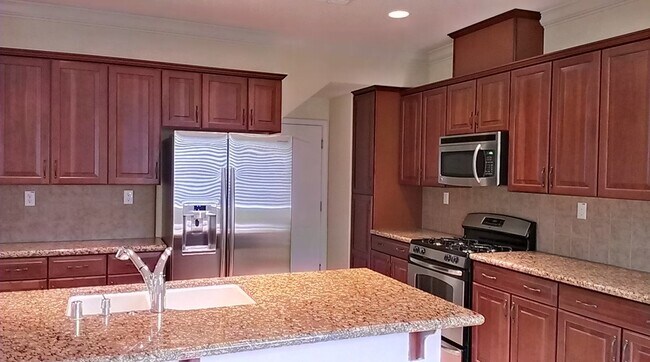 Foto del edificio - 5998 Camden Cir