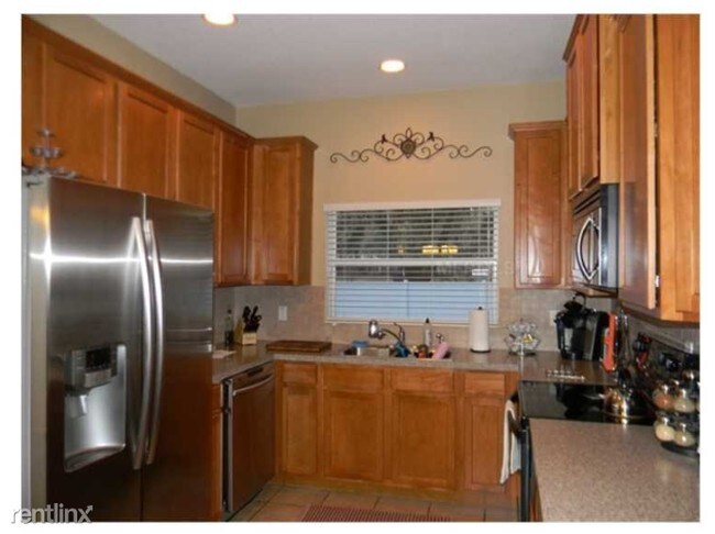 Building Photo - 4527 Amberly Oaks Ct