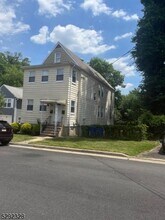 Building Photo - 1410 Hussa St