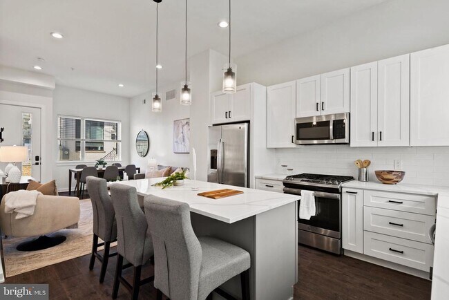 Foto del edificio - 2235 Hope St