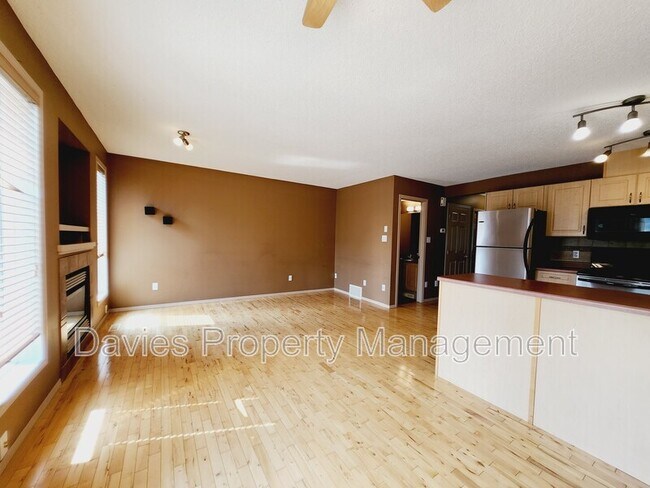 Building Photo - 409 Hudson Ct NW