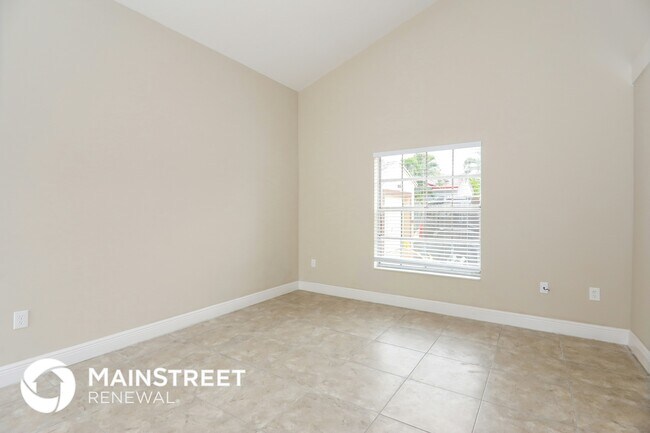 Building Photo - 18954 NW 63rd Ct Cir