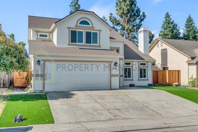 Building Photo - Completely Renovated 4-Bedroom Home with M...