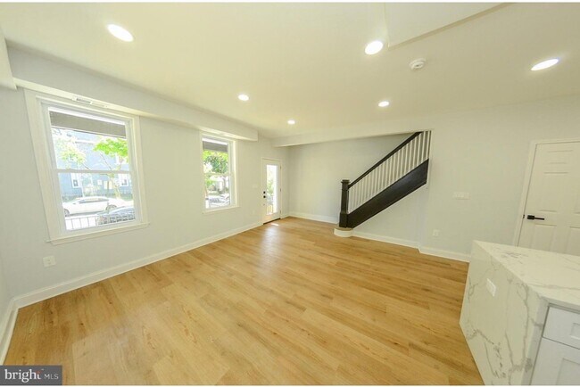 Foto del edificio - 1632 T St SE