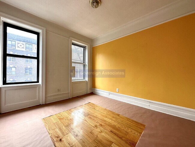 Building Photo - 188 Claremont Avenue