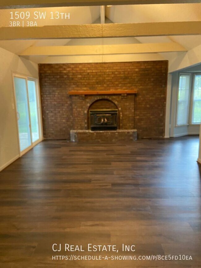Foto del edificio - 1509 SW 13th-