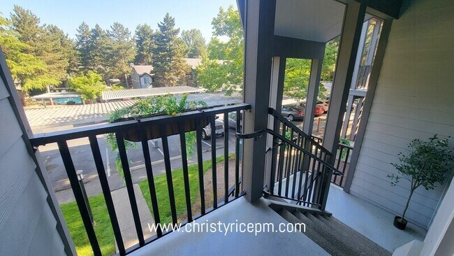 Foto del edificio - 11109 NE 124th Ln