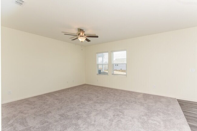 Foto del edificio - 332 Knightsbridge Ln