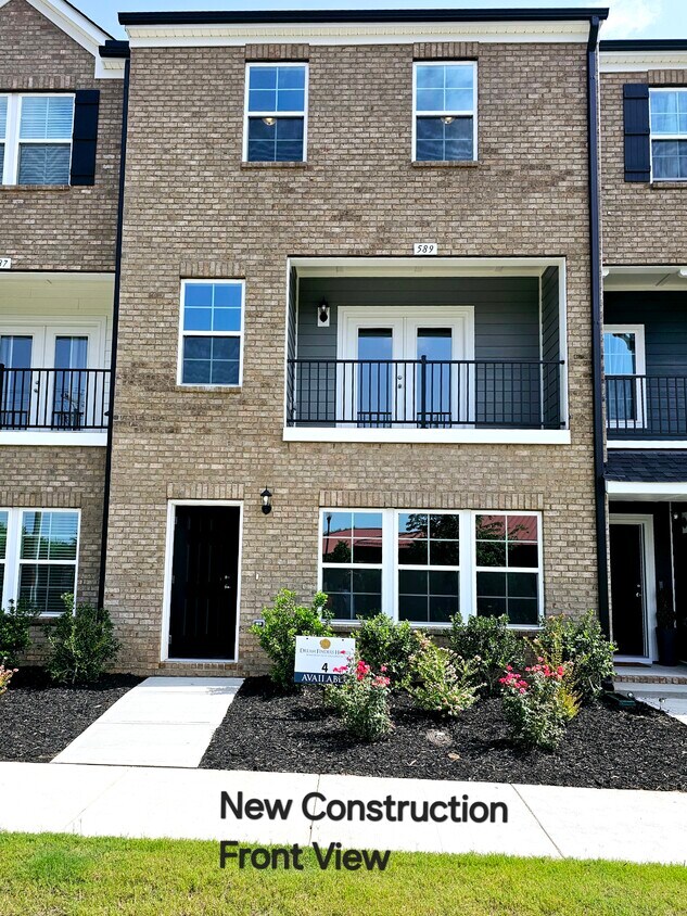 Foto principal - 589 Forestville Rd