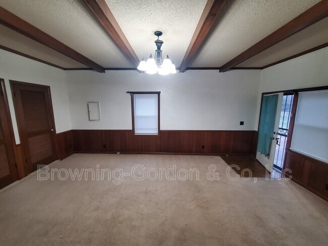 Building Photo - 4810 Danby Dr