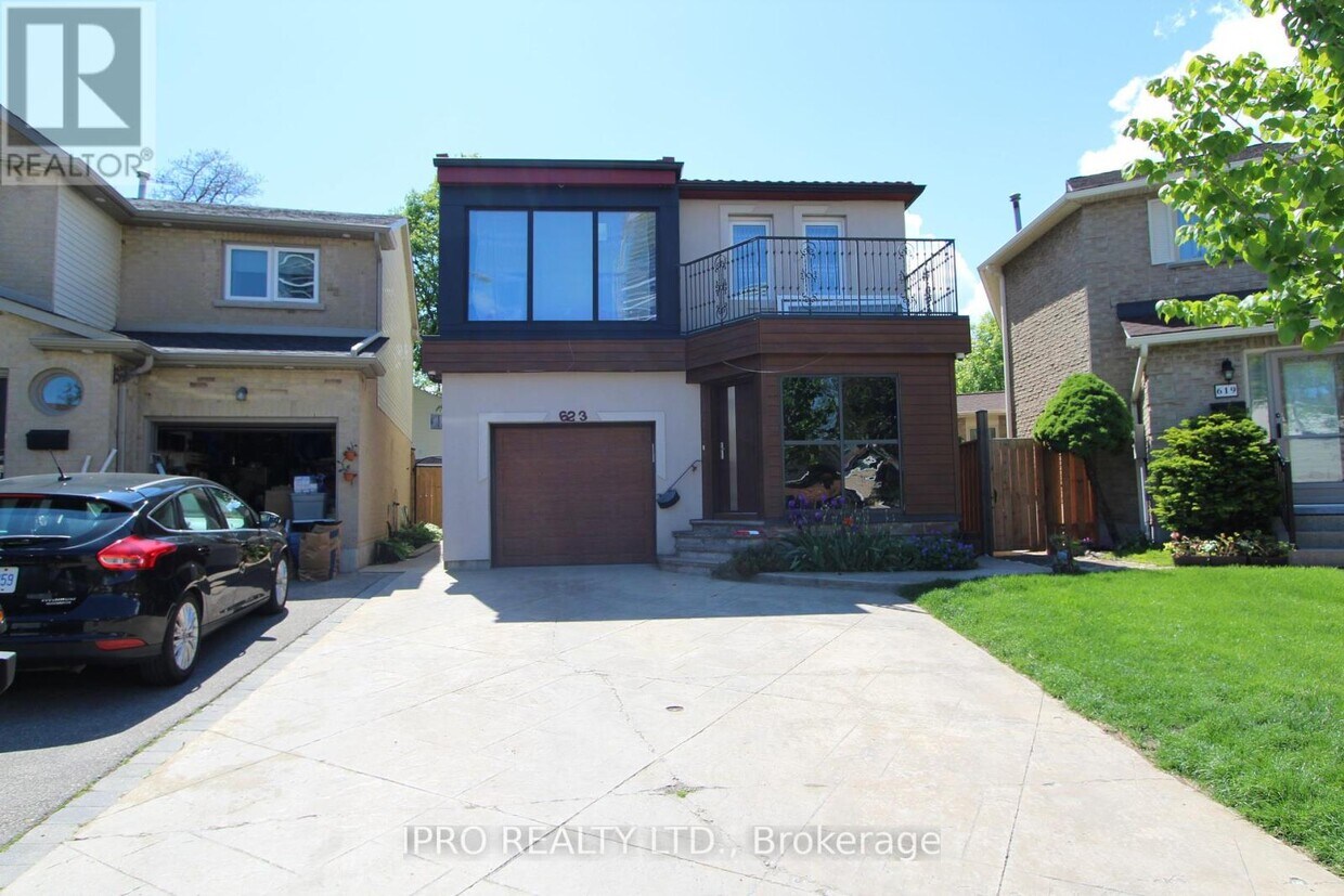 Primary Photo - 623 Hartfordshire Ln