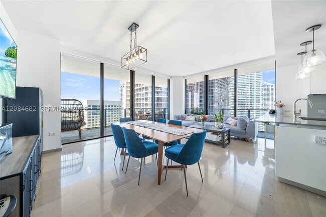 Foto del edificio - 88 SW 7th St