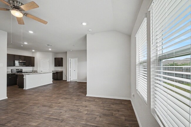 Building Photo - Spacious 3 Bed Home in Seguin | Open Layout + Private Yard!