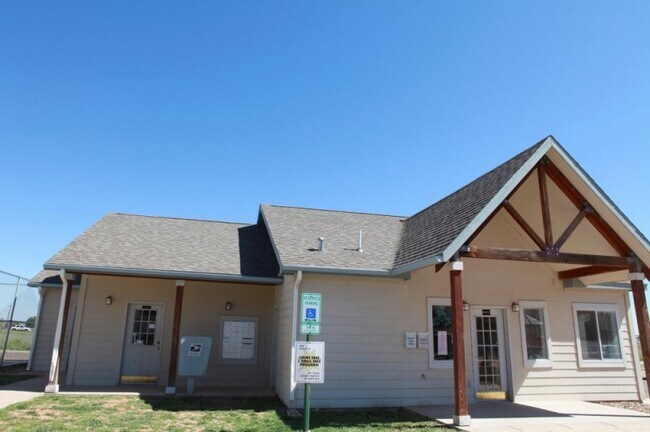 Building Photo - 3205 N Main St