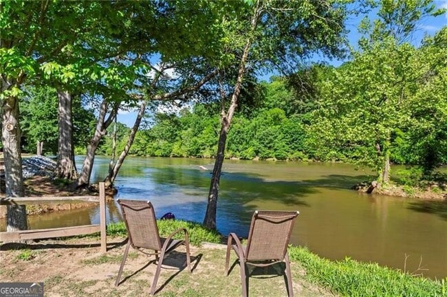 Foto del edificio - 1028 Riverbend Club Dr SE